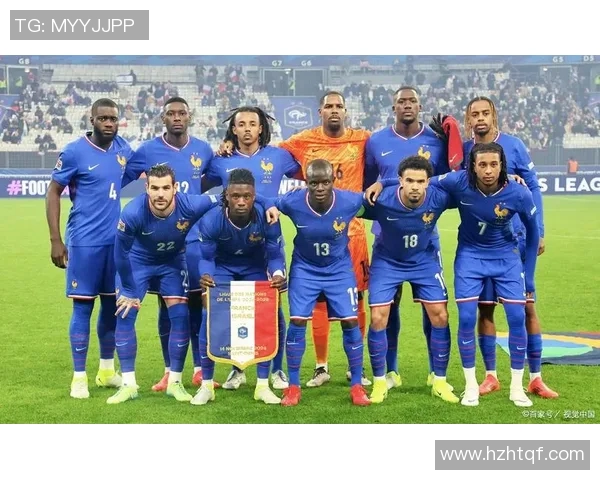 足球明星汇聚一堂高清合影展现足坛风采与激情瞬间